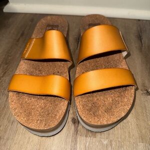 Women's Tan Platform Sandals